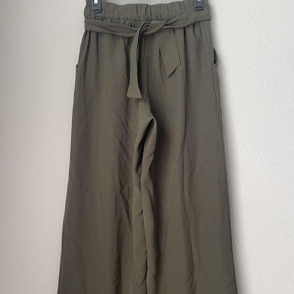 Lululemon Noir Pant Dark Olive size 6 - Picture 3 of 16